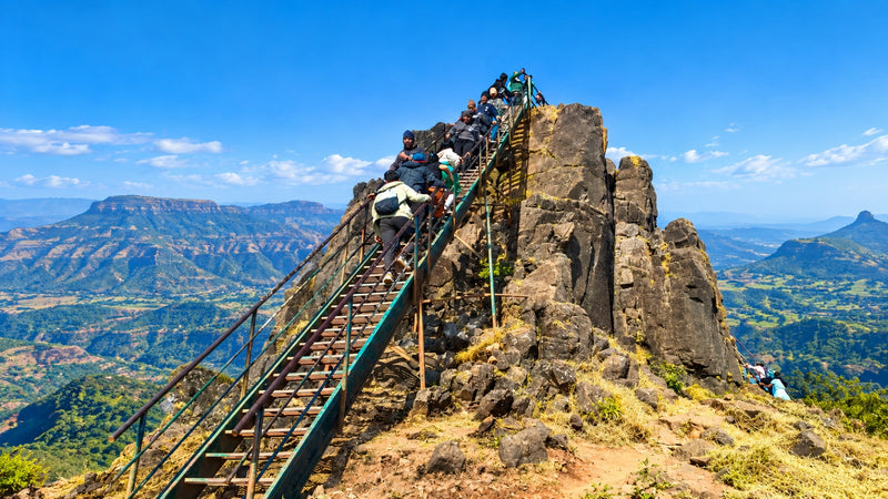 KALSUBAI PEAK TREK